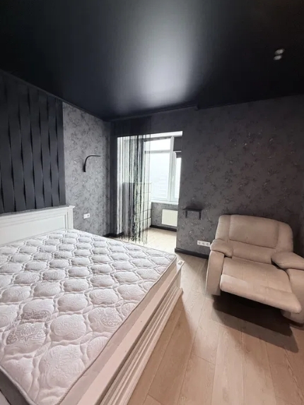 продажа трехкомнатной квартиры номер A-173978 в Киевском районе, фото номер 11